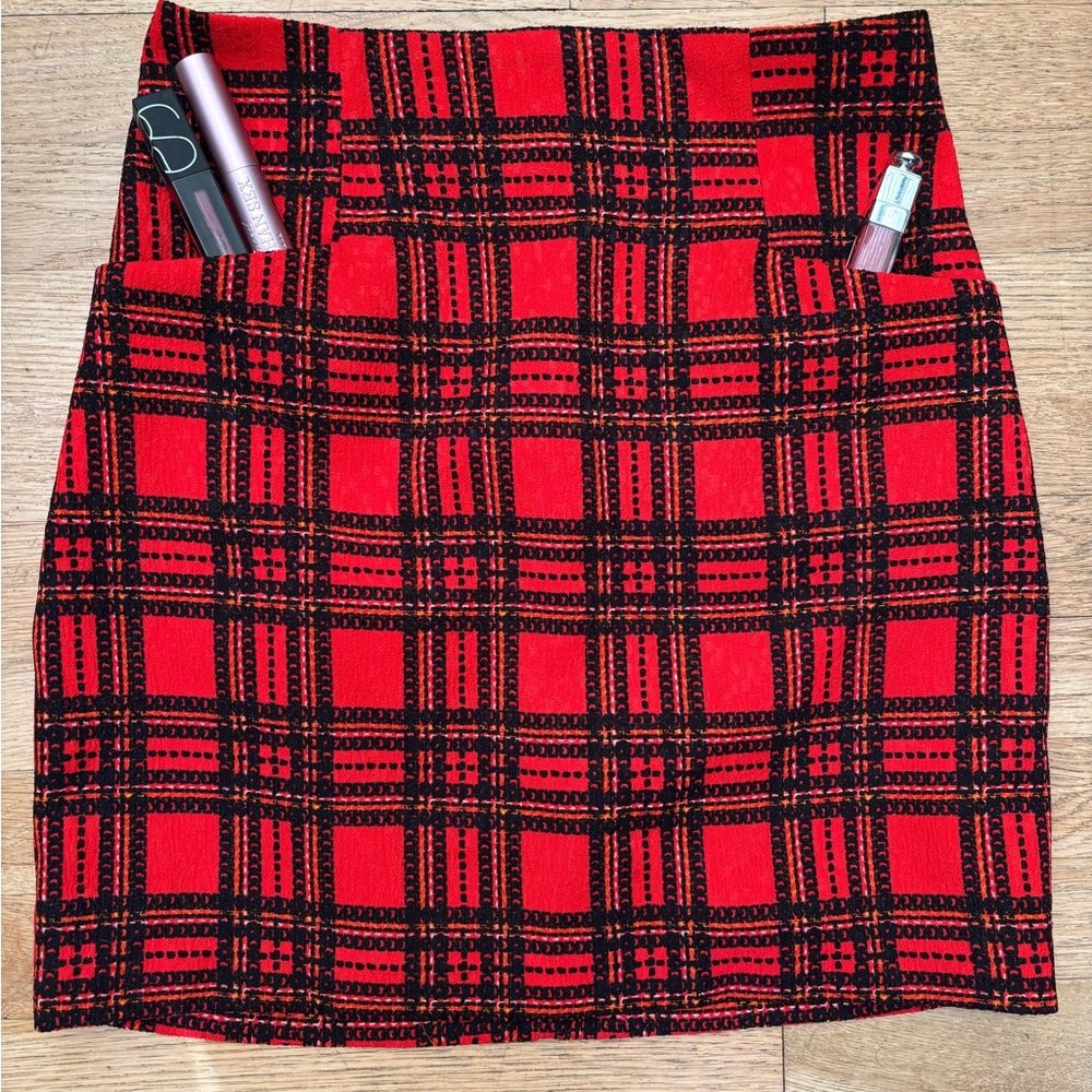 Red and Black Plaid Gianni Bini Pencil Skirt with Pockets!